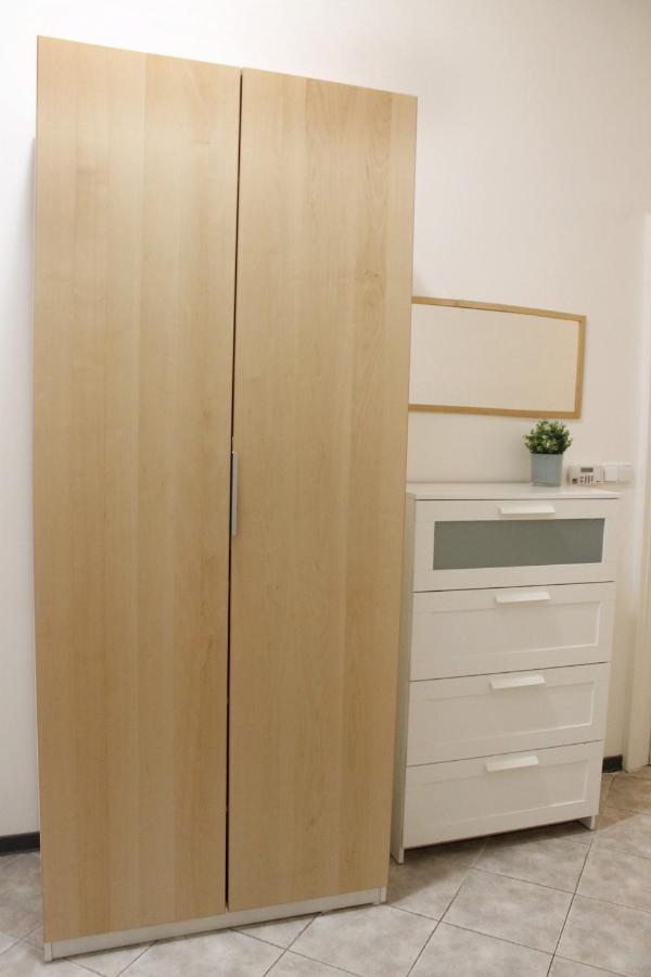 Modern Apartment Ve Smeckach 28 Prag Exteriör bild